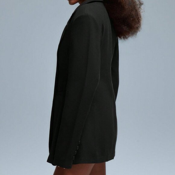 Black Elegant Women's Oversized Structured Blazer Dress - Picture 2 of 5